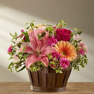 Parsippany Florist | Lily Basket